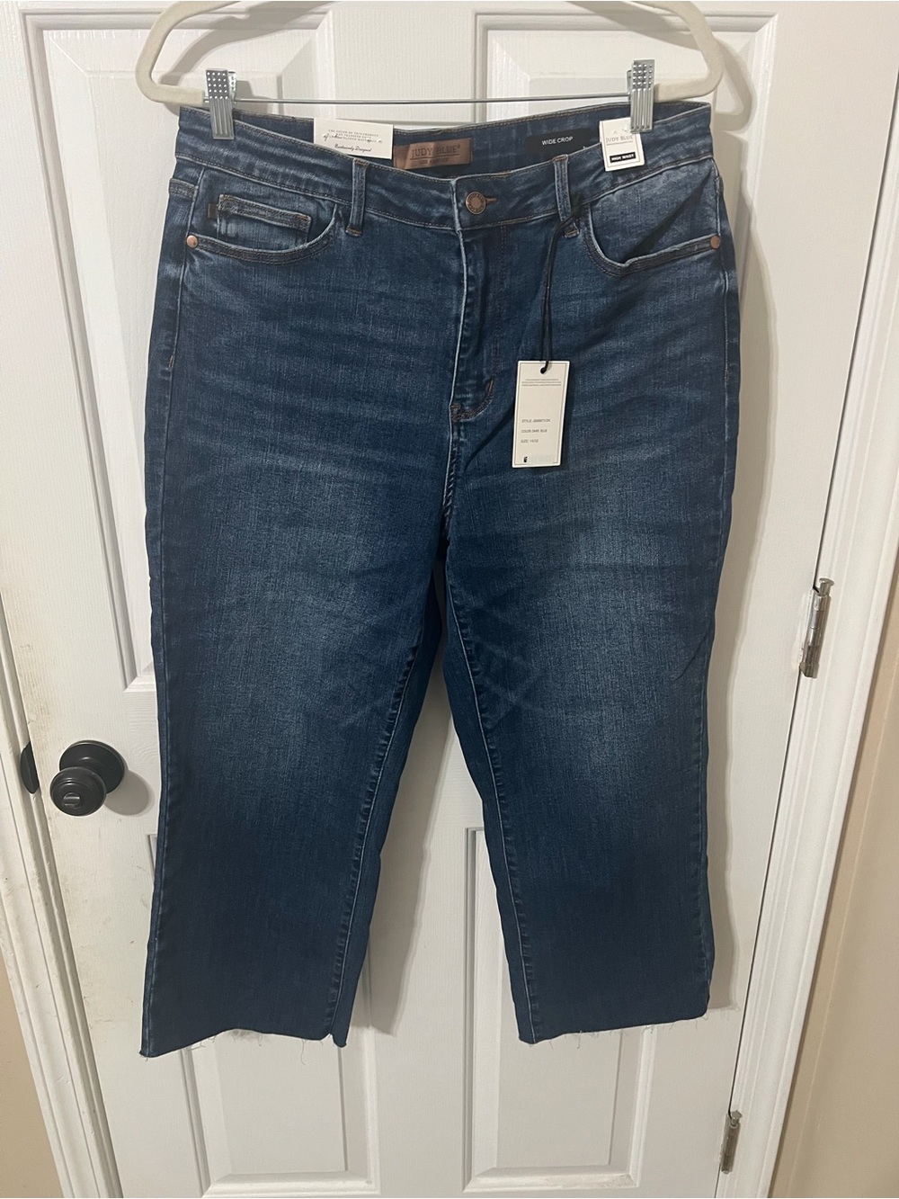 NWT Women’s Judy Blue High Waist Wide Crop Jeans Size 15/32 Dark Stretch Casual